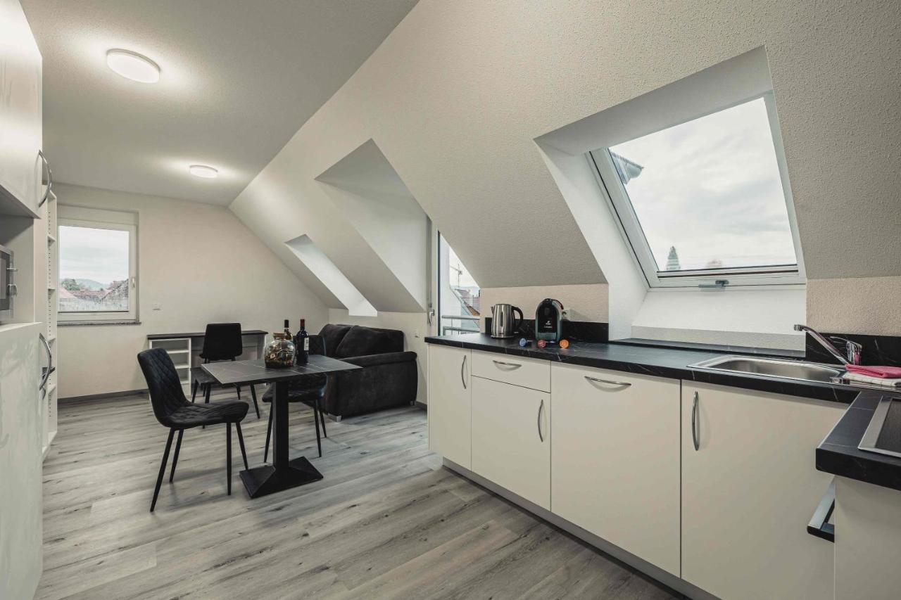 Ferienwohnungen Und Boardinghouse Heimbach In Renchen Exteriör bild