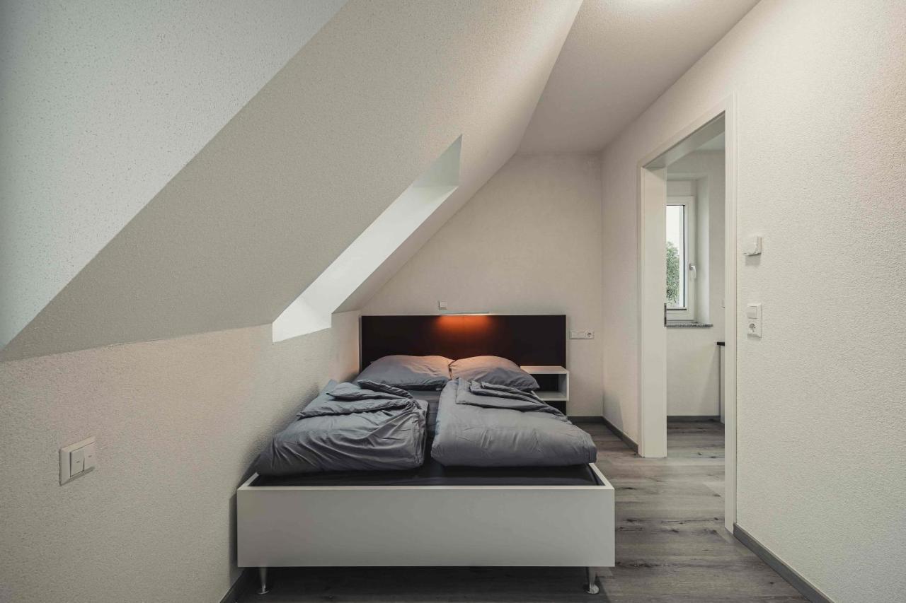 Ferienwohnungen Und Boardinghouse Heimbach In Renchen Exteriör bild